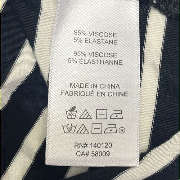 Maette by Stella & Dot Black White Striped Pullover Long Bell Sleeves- Medium - Picture 10 of 12